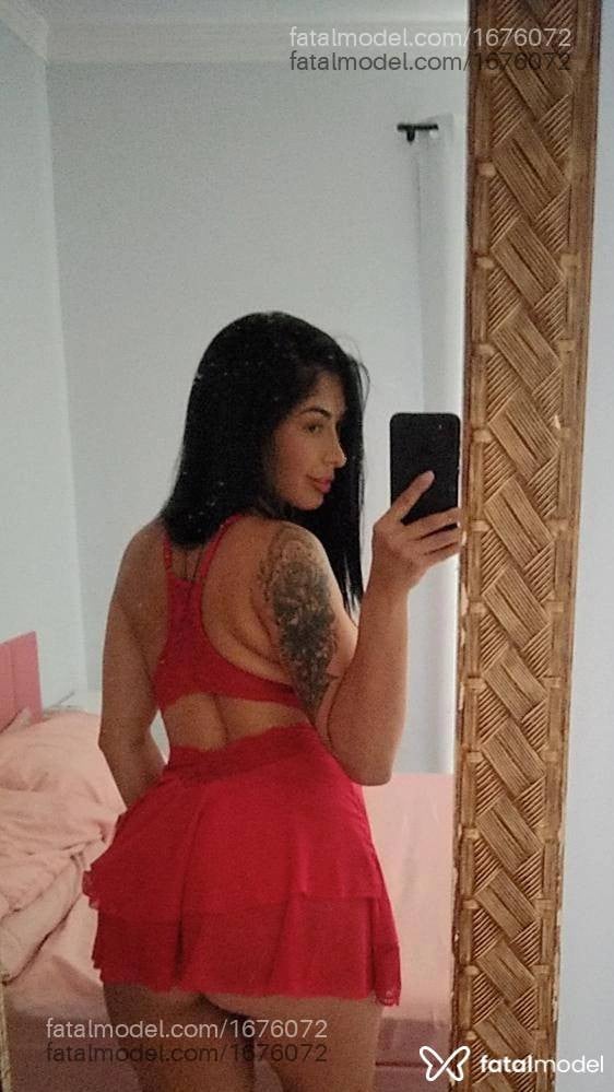 Acompanhante mulher morena (o) de olhos castanhos - Lara Menezes