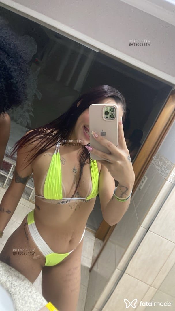 Acompanhante mulher ruiva (o) de olhos castanhos em Pontes e Lacerda - Acreana