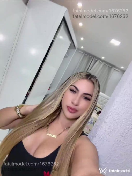 Acompanhante mulher morena (o) de olhos castanhos em São Pedro da Aldeia Acompanhante mulher morena (o) de olhos castanhos em São Pedro da Aldeia - Larissa