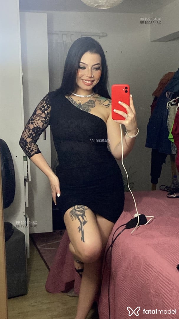 Acompanhante mulher morena (o) de olhos verdes em São Paulo - Kalyca
