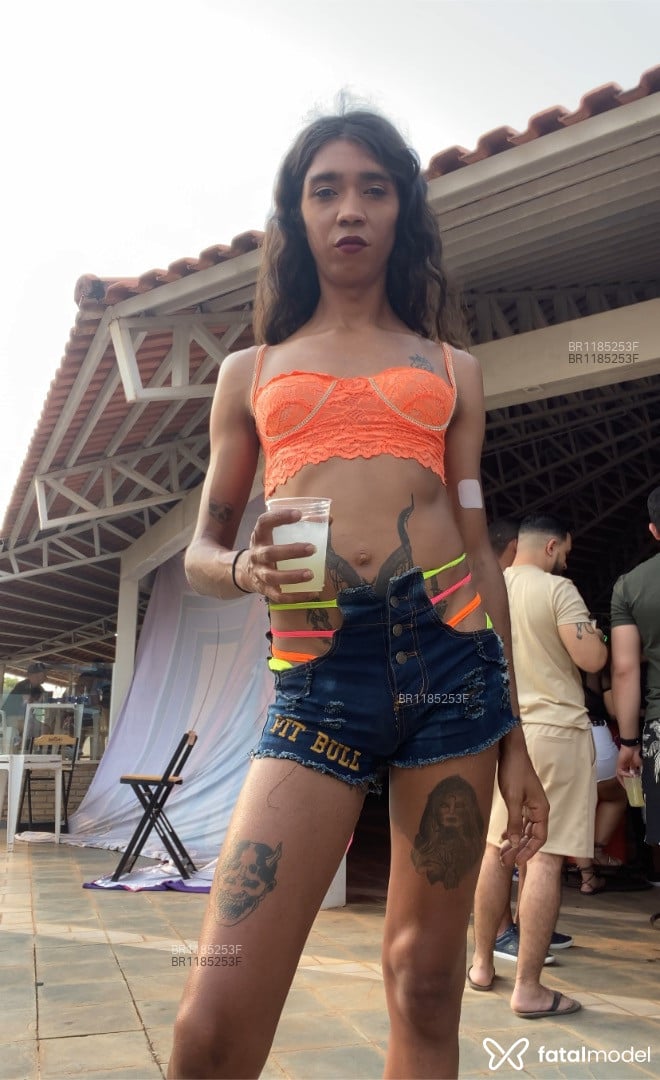 Acompanhante mulher trans morena (o) de olhos pretos em Fernandópolis Acompanhante mulher trans morena (o) de olhos pretos em Fernandópolis - Morganna