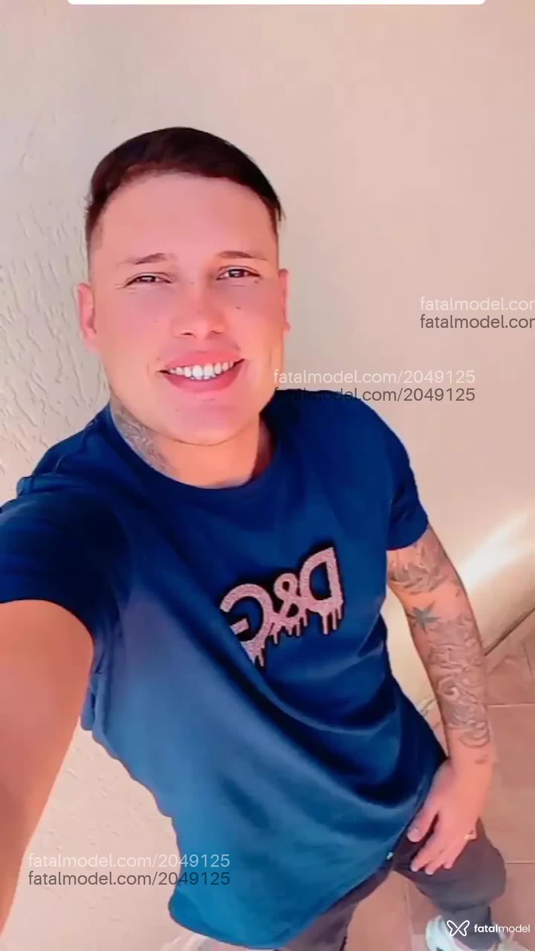 Acompanhante homem morena (o) de olhos castanhos em São Paulo - Booyy