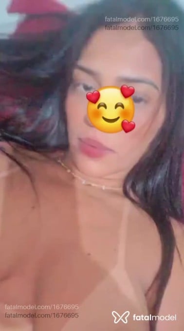 Acompanhante mulher morena (o) de olhos pretos em Pará de Minas - Deyse