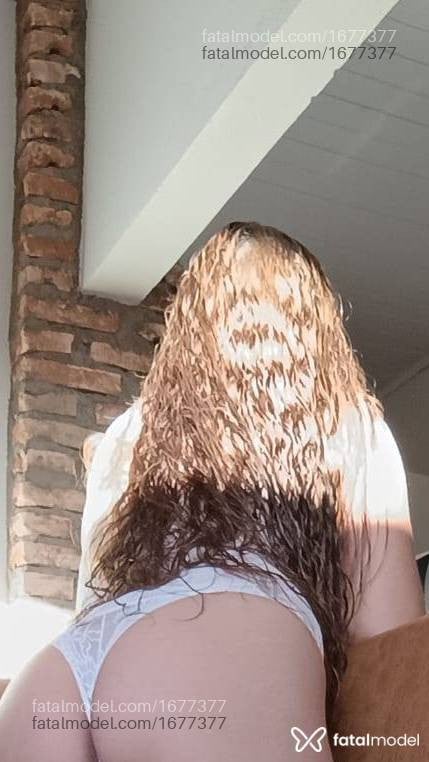 Acompanhante mulher com cabelo castanho de olhos castanhos em Olímpia - Thaís Lovatelli