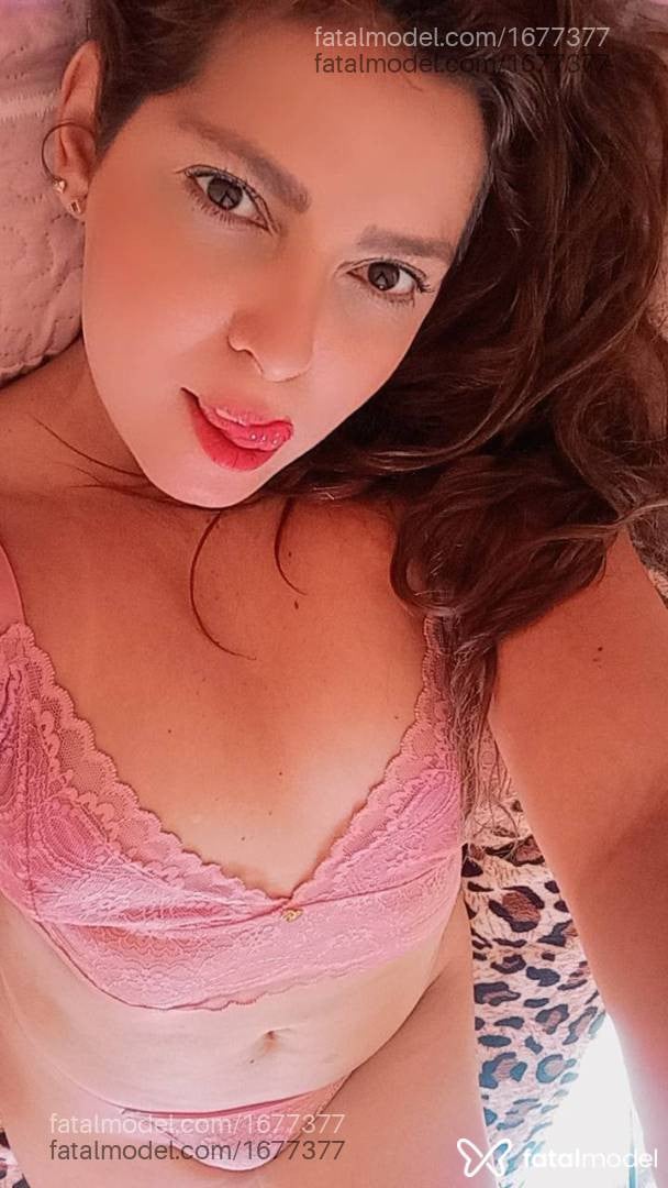 Acompanhante mulher com cabelo castanho de olhos castanhos em Itápolis - Thaís Lovatelli