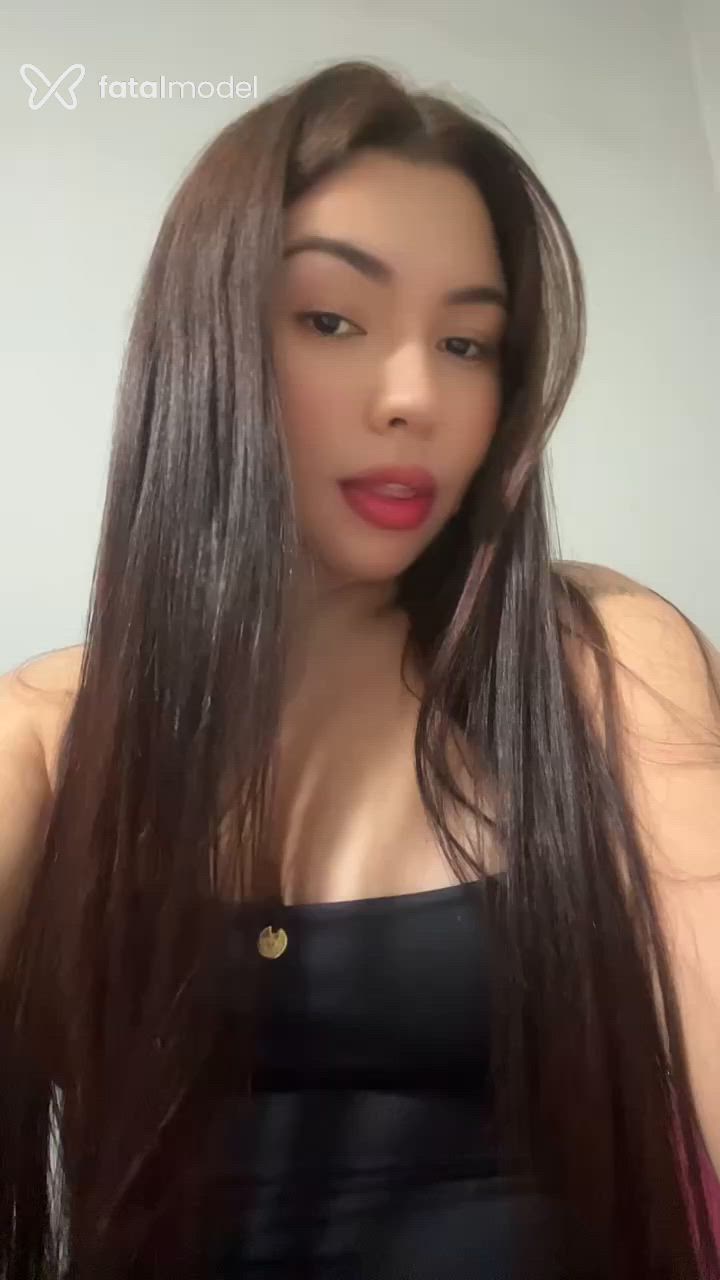 Acompanhante mulher morena (o) de olhos castanhos - Sarah vaz Acompanhante mulher morena (o) de olhos castanhos - Sarah vaz