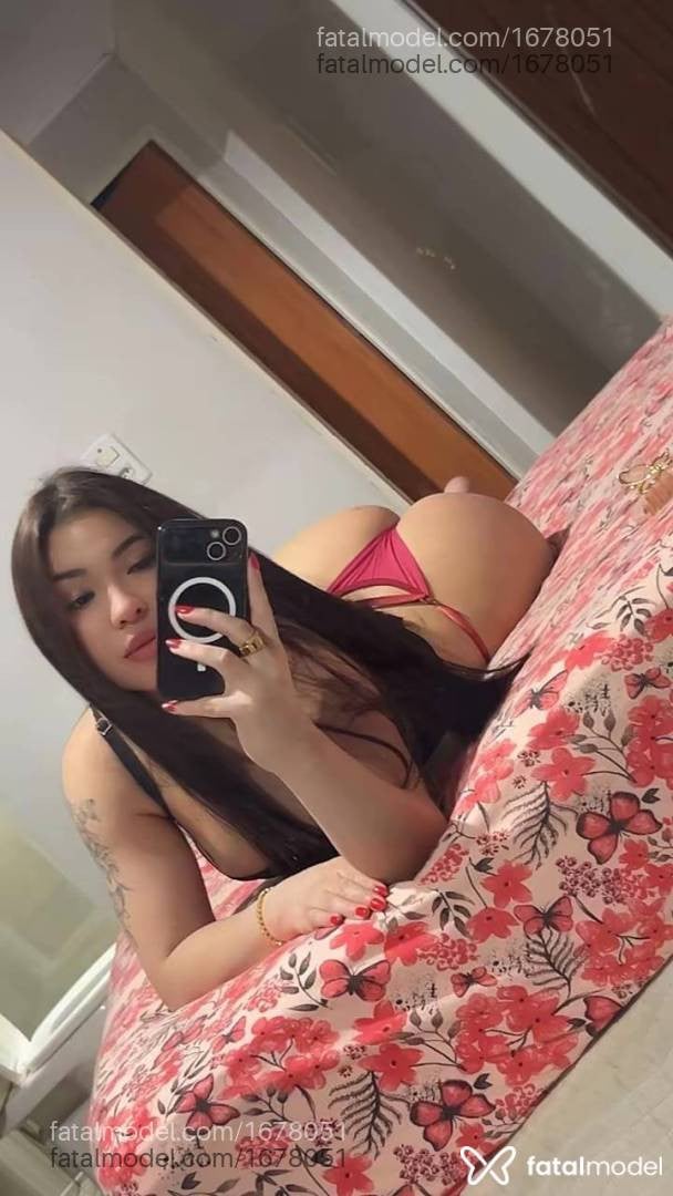Acompanhante mulher morena (o) de olhos castanhos - Sarah vaz