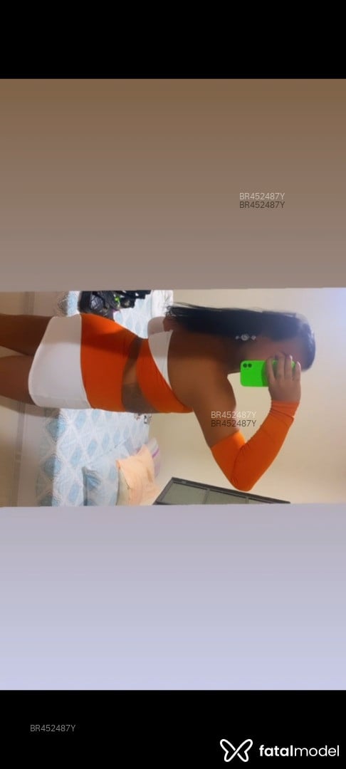 Acompanhante travesti morena (o) de olhos mel em Maringá - Bruninhaaa