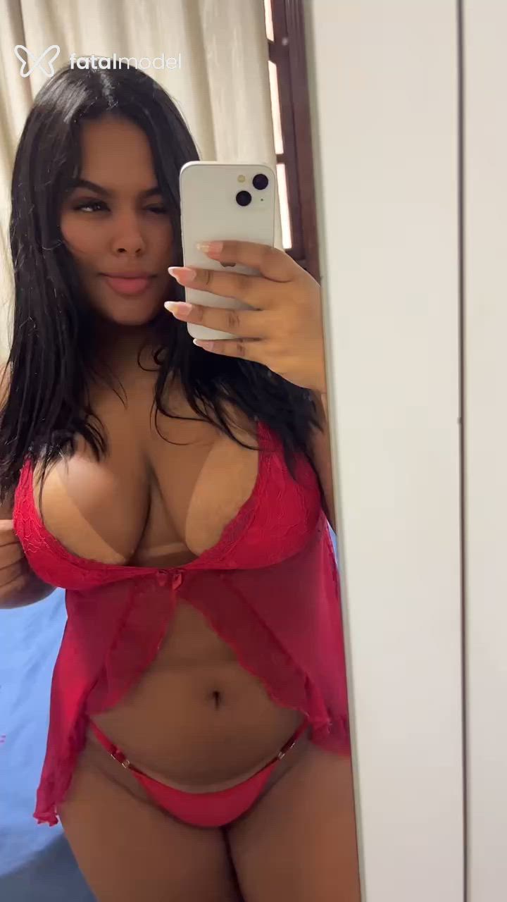 Acompanhante mulher com cabelo castanho de olhos castanhos em Resende Acompanhante mulher com cabelo castanho de olhos castanhos em Resende - Júlia Silva