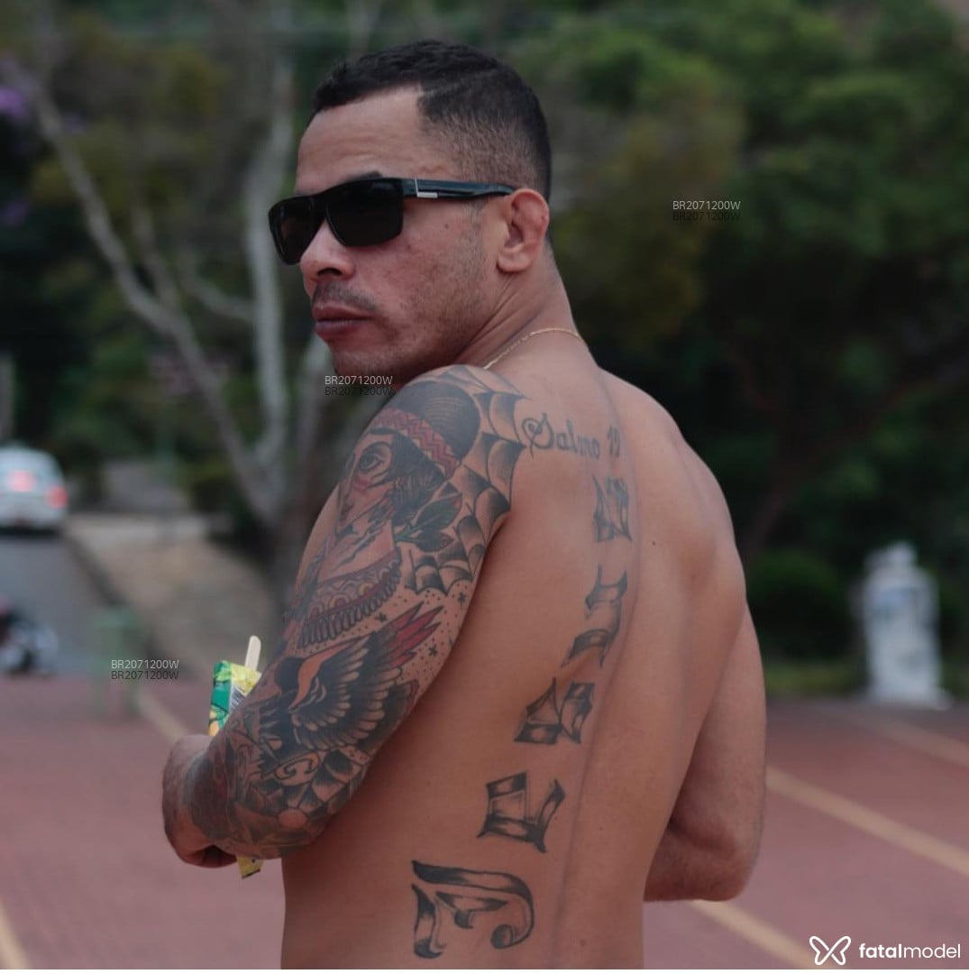 Acompanhante homem morena (o) de olhos pretos em São Paulo Acompanhante homem morena (o) de olhos pretos em São Paulo - Vini Mineiro