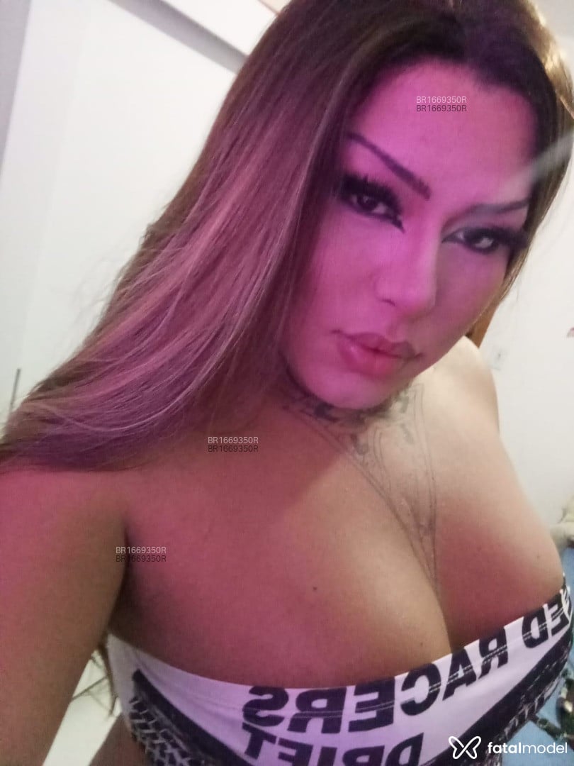 Acompanhante mulher trans morena (o) de olhos castanhos em Diadema - Paulla Pietra