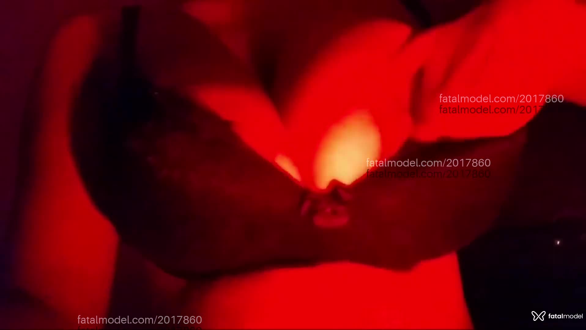 Acompanhante mulher morena (o) de olhos castanhos em São Paulo Acompanhante mulher morena (o) de olhos castanhos em São Paulo - Camila
