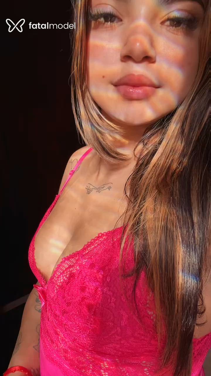 Acompanhante mulher morena (o) de olhos castanhos - Bruna Ferrari