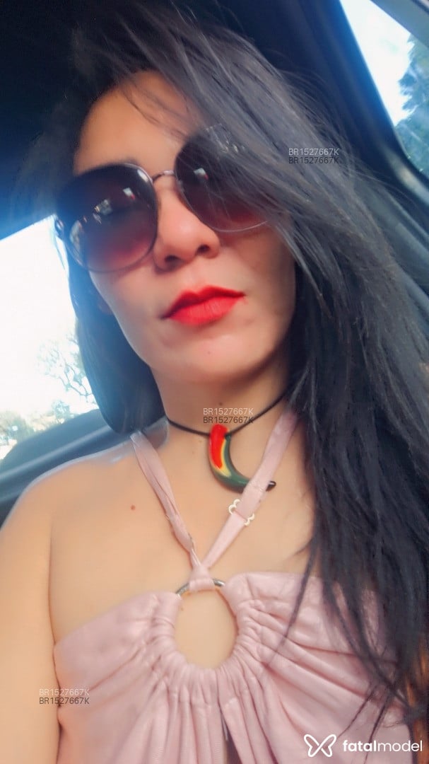 Acompanhante mulher morena (o) de olhos castanhos em Vargem Grande do Sul - Laura lopes