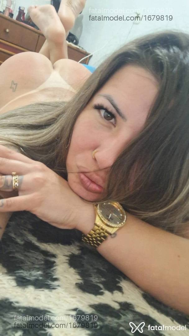 Acompanhante mulher loira (o) de olhos castanhos - Greicy Goulart