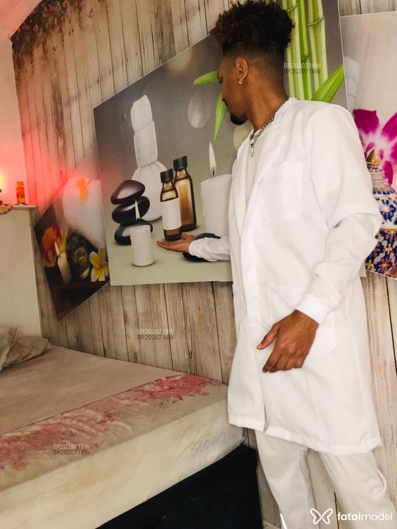 Acompanhante homem morena (o) de olhos castanhos em São Paulo Acompanhante homem morena (o) de olhos castanhos em São Paulo - Diego