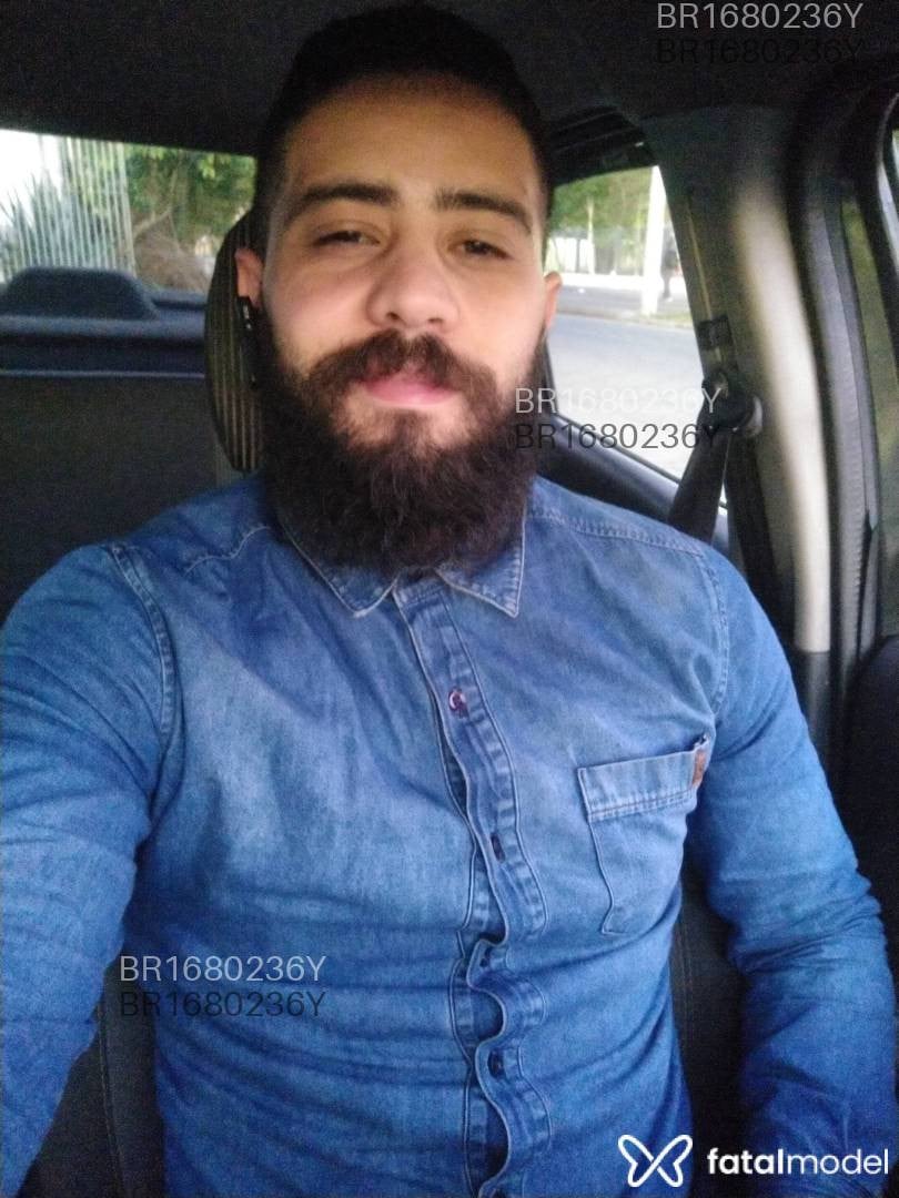 Acompanhante homem morena (o) de olhos castanhos em Florianópolis - Milicodelas