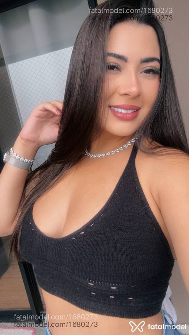 Acompanhante mulher com cabelo castanho de olhos castanhos em Jaú - Dani Bueno
