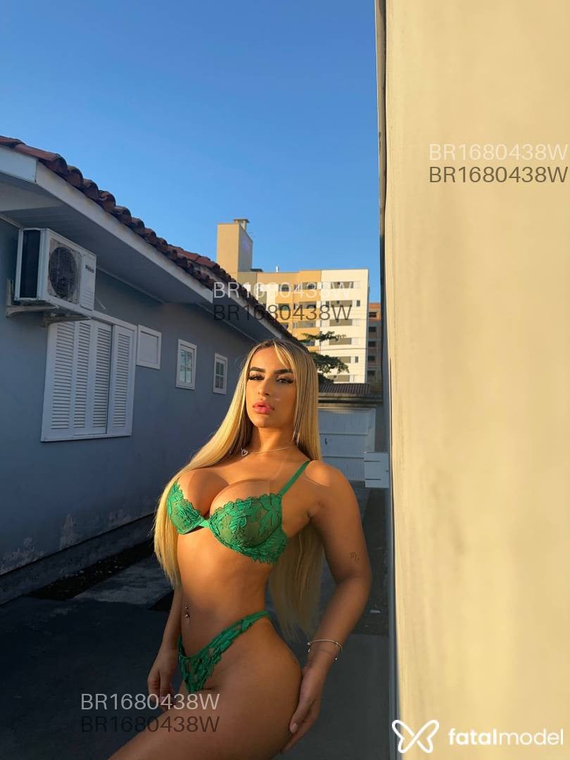 Acompanhante mulher loira (o) de olhos castanhos em Criciúma - Jasmine