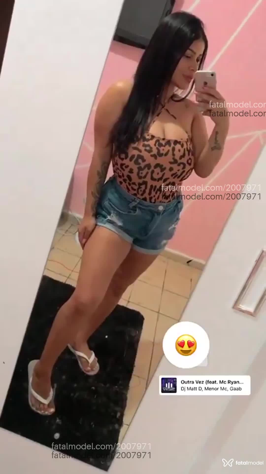 Acompanhante mulher morena (o) de olhos castanhos em São José do Rio Preto - Cristal