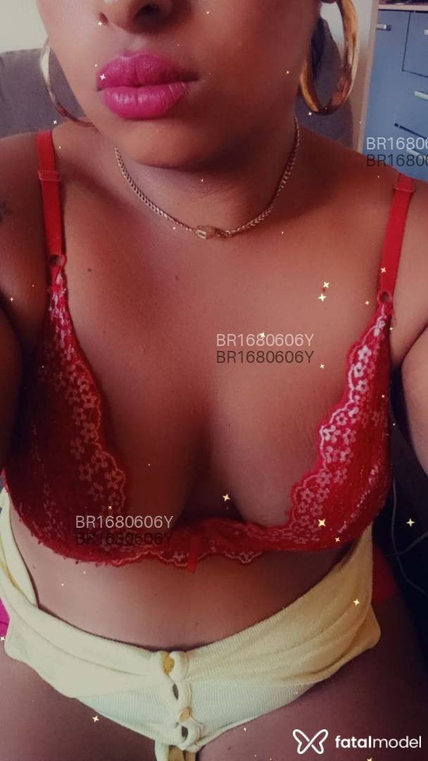 Acompanhante mulher morena (o) de olhos pretos em Bauru Acompanhante mulher morena (o) de olhos pretos em Bauru - Gravidinhaaa