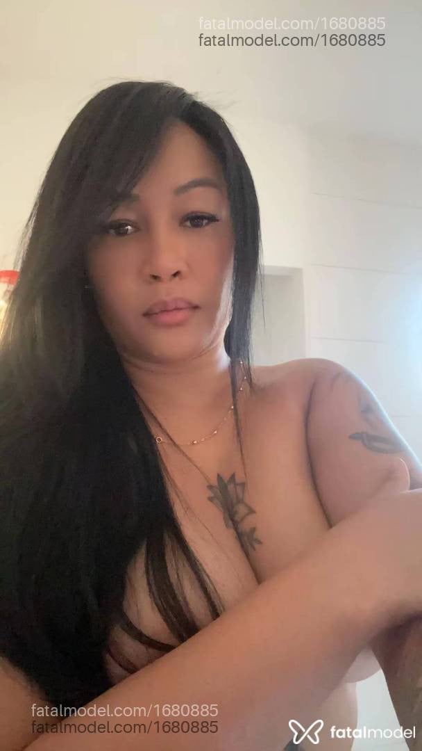 Acompanhante mulher morena (o) de olhos castanhos - Bruna Lamborghini