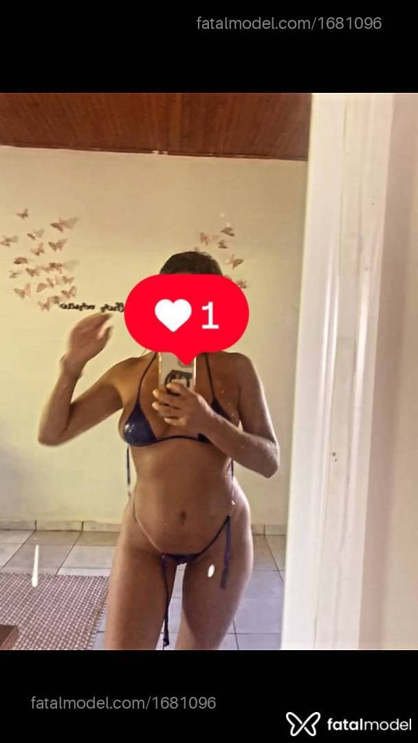 Acompanhante mulher com cabelo castanho de olhos castanhos - Rita