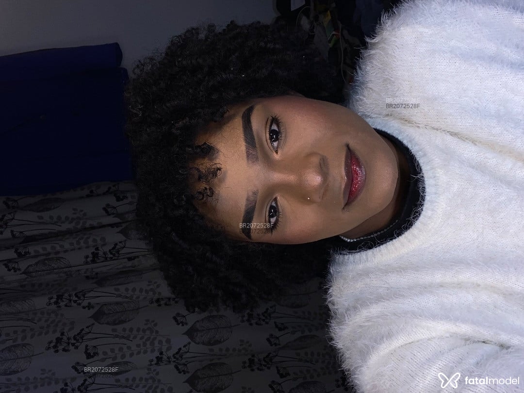 Acompanhante homem morena (o) de olhos pretos em Joinville - Ollyver Syllvah
