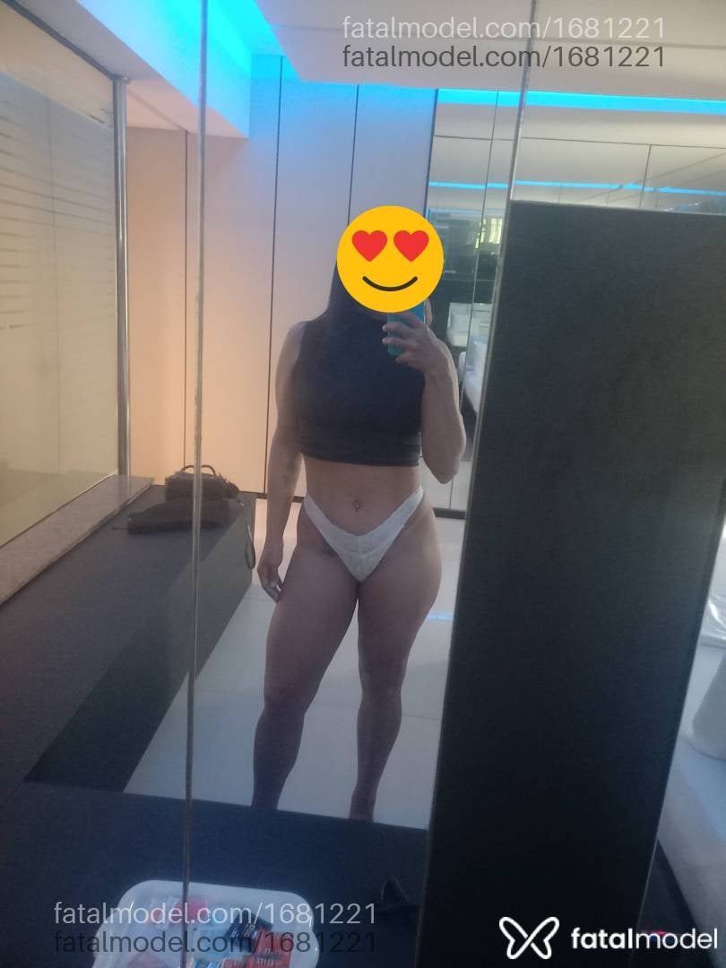 Acompanhante mulher morena (o) de olhos castanhos - Thayna