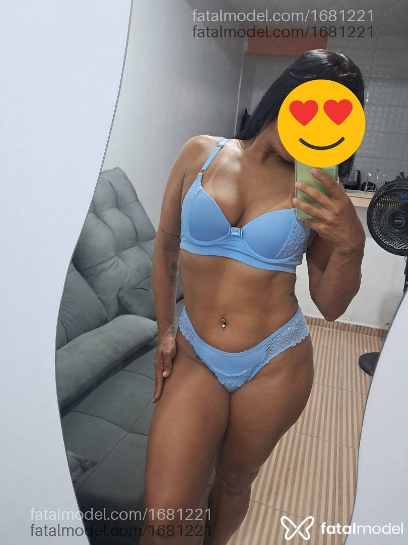 Acompanhante mulher morena (o) de olhos castanhos - Thayna