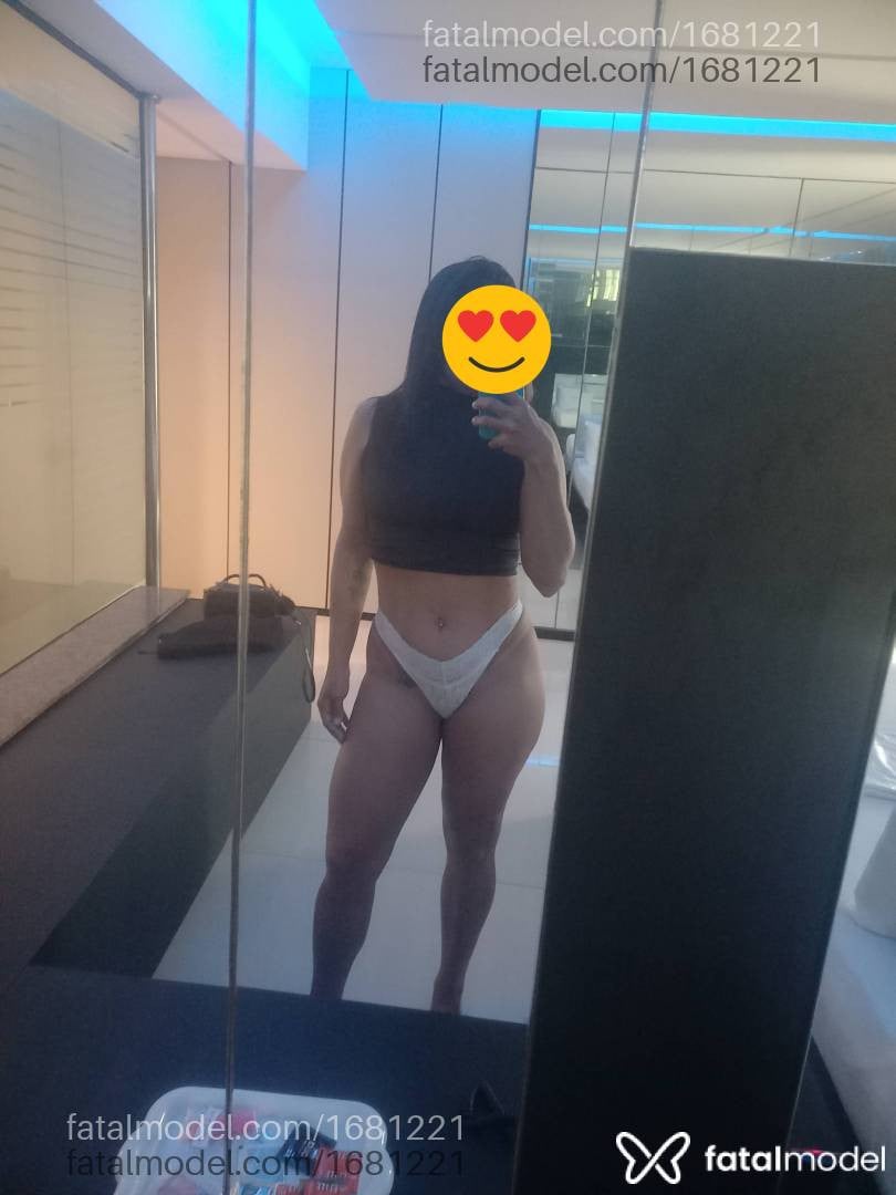 Acompanhante mulher morena (o) de olhos castanhos - Thayna
