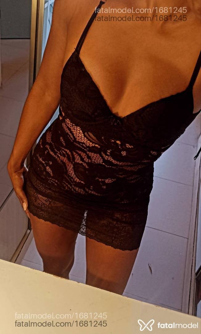 Acompanhante mulher com cabelo castanho de olhos pretos - Baianinhah