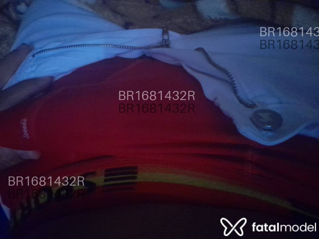 Acompanhante homem morena (o) de olhos castanhos em Porto Alegre - Matheus Guilherme