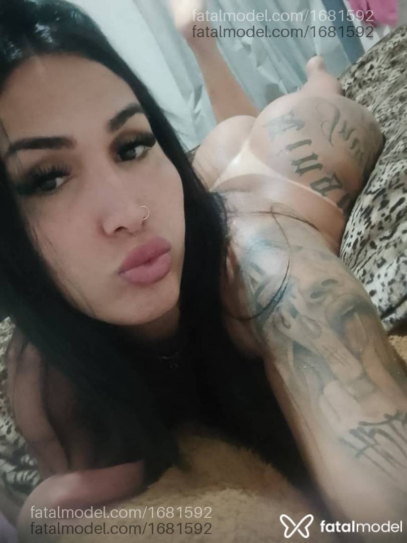 Acompanhante travesti morena (o) de olhos pretos - Mayla Menezes