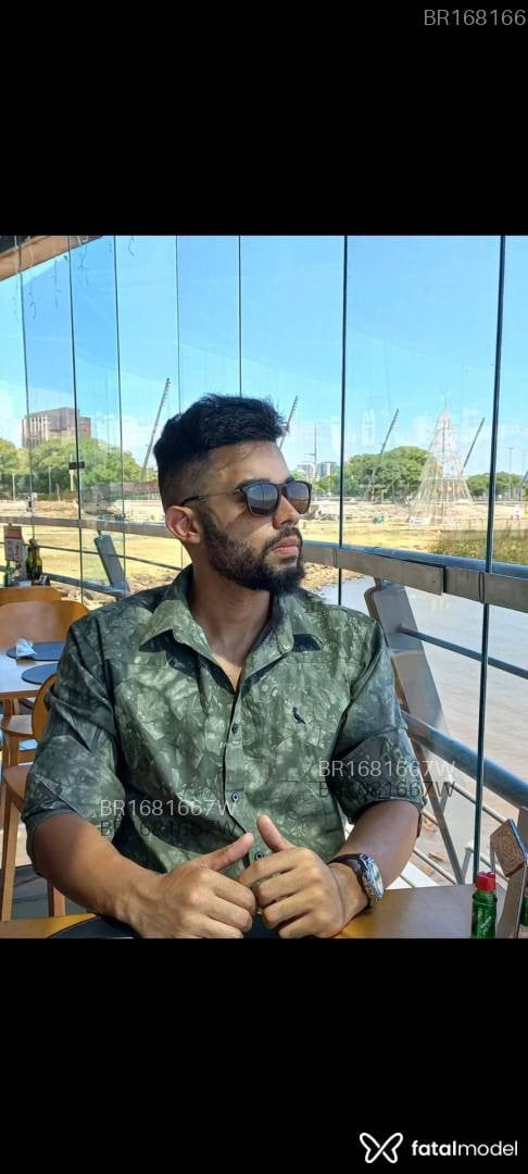 Acompanhante homem morena (o) de olhos pretos em Porto Alegre - Richard Mulato