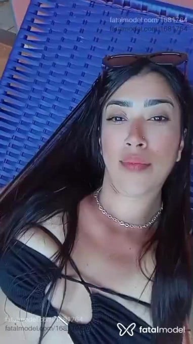 Acompanhante mulher morena (o) de olhos castanhos em Quirinópolis Acompanhante mulher morena (o) de olhos castanhos em Quirinópolis - Manu Oliver