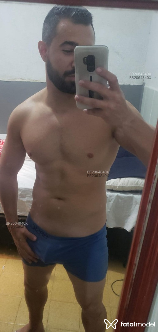 Acompanhante homem morena (o) de olhos castanhos em Virtual - Sinhorelli