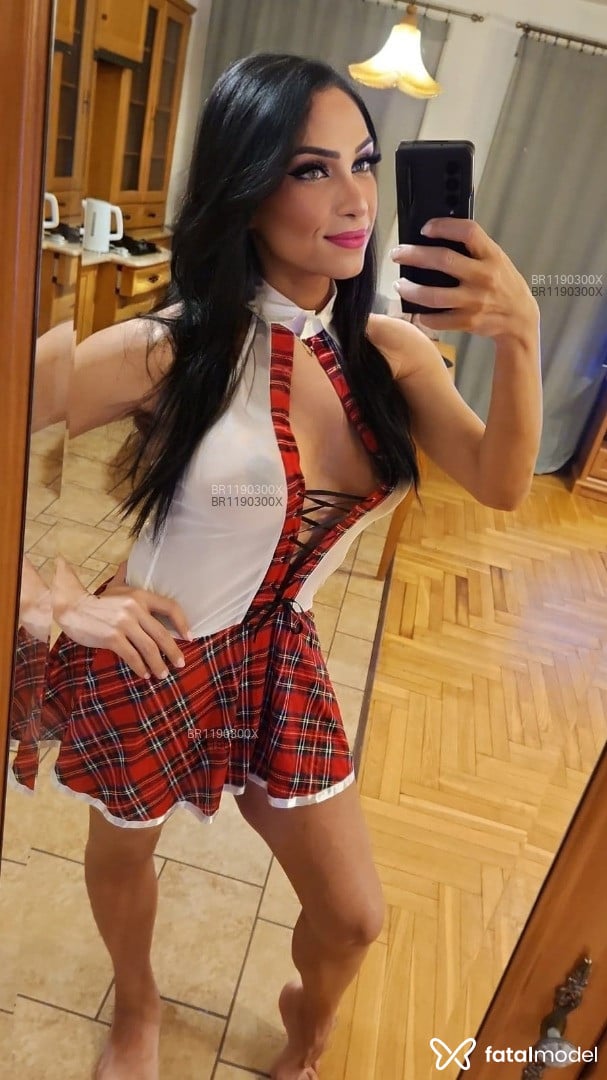 Acompanhante travesti morena (o) de olhos verdes em São Paulo - Paty Oliveira