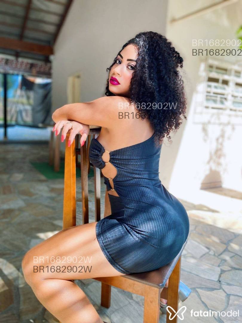 Acompanhante mulher morena (o) de olhos pretos em Passo Fundo - Samantha Medeiros