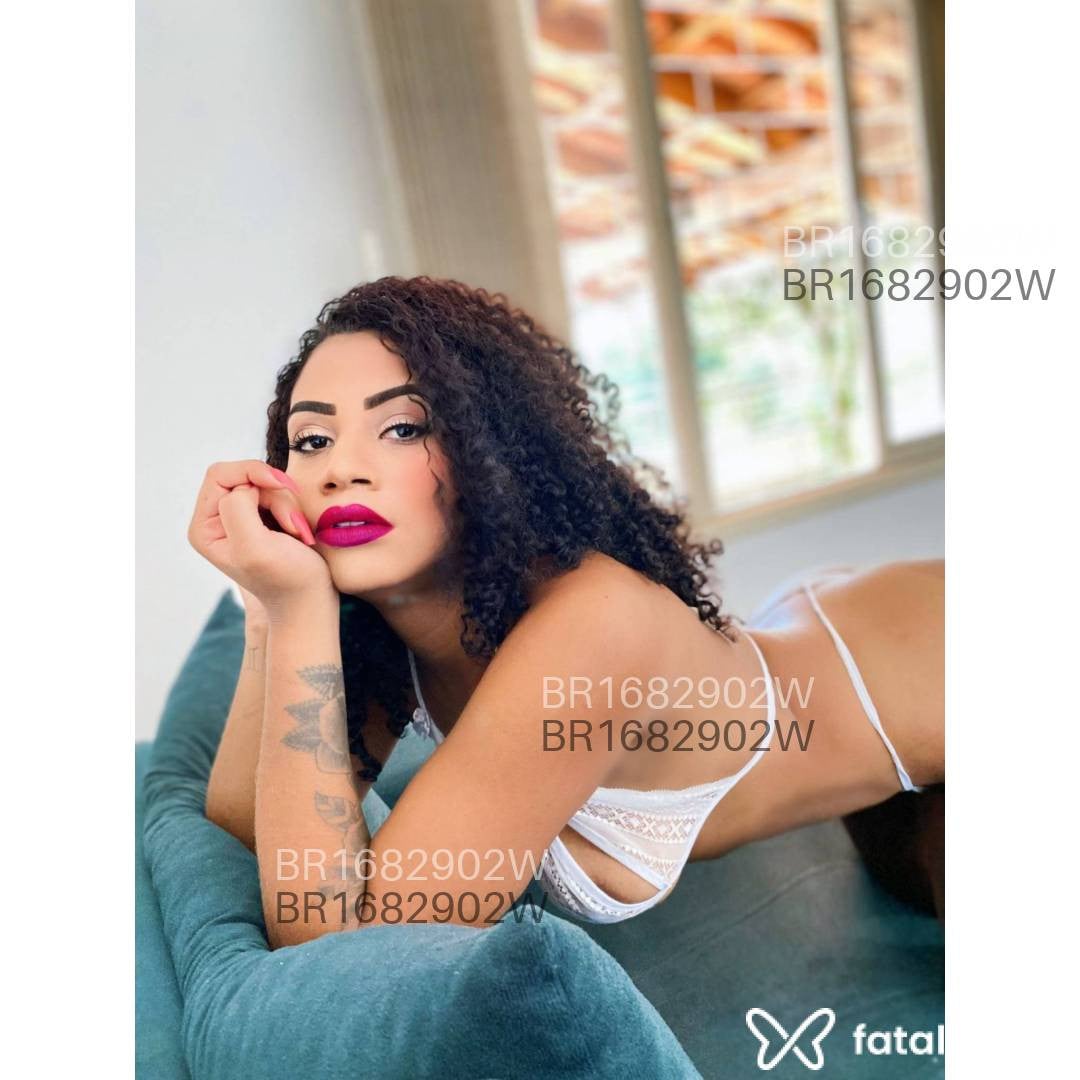 Acompanhante mulher morena (o) de olhos pretos em Passo Fundo - Samantha Medeiros