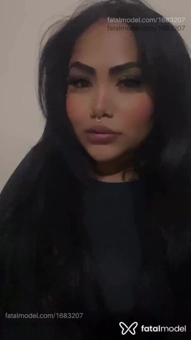 Acompanhante mulher com cabelo castanho de olhos castanhos em Unaí - Maju Madellin