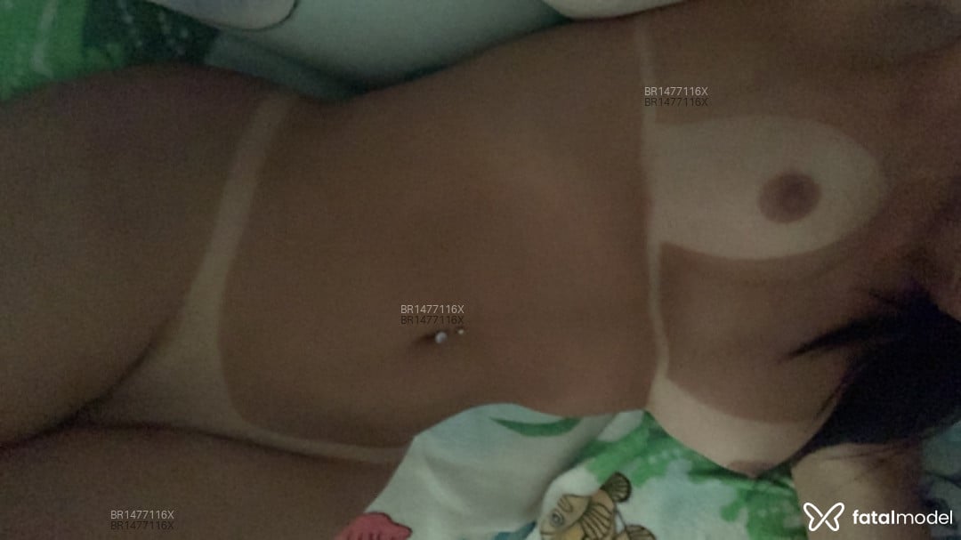 Acompanhante mulher trans morena (o) de olhos castanhos em Tupaciguara Acompanhante mulher trans morena (o) de olhos castanhos em Tupaciguara - Catherine
