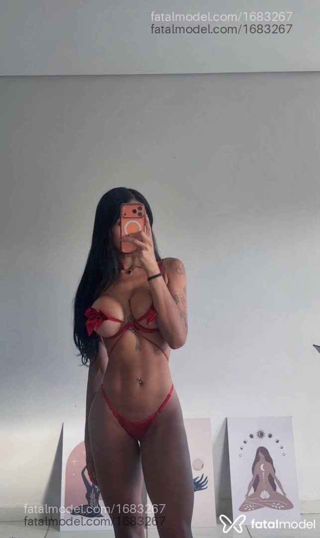 Acompanhante mulher morena (o) de olhos castanhos em Mariana - Manuela Morais
