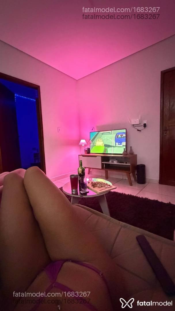 Acompanhante mulher morena (o) de olhos castanhos em Mariana - Manuela Morais