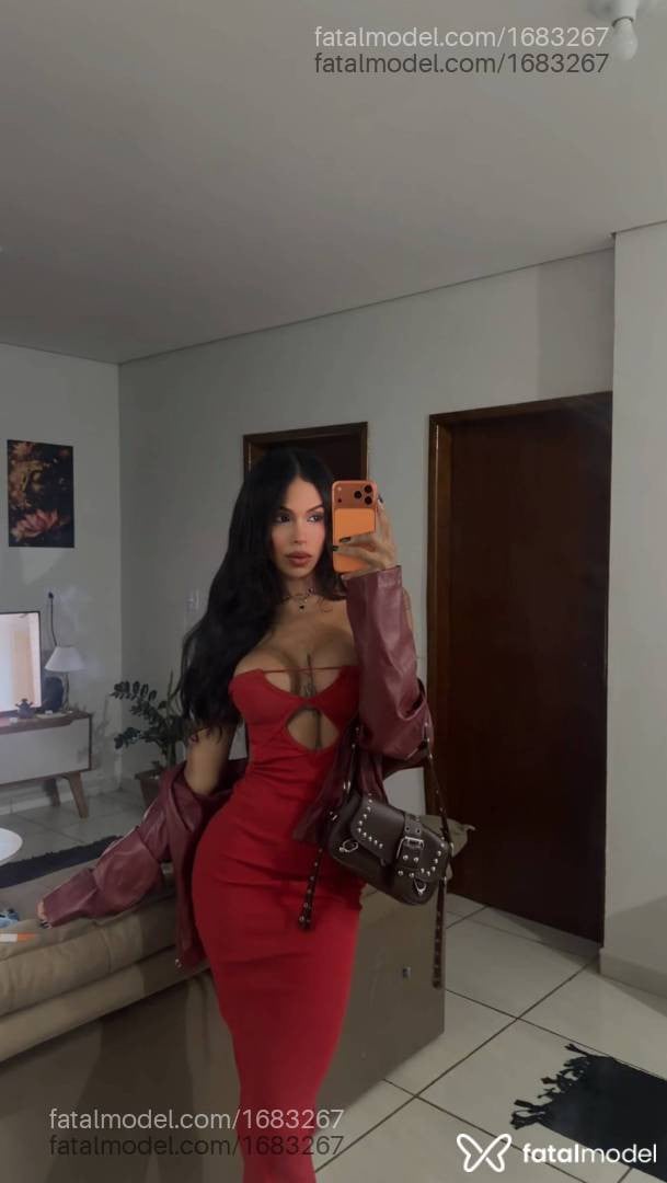 Acompanhante mulher morena (o) de olhos castanhos - Manuela Morais