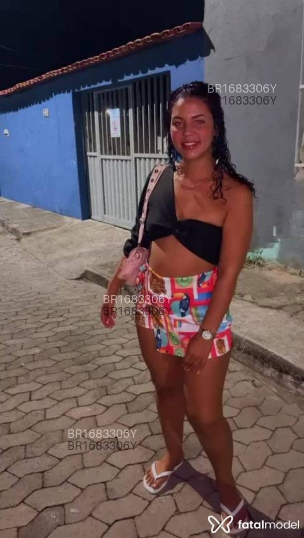 Acompanhante mulher morena (o) de olhos castanhos em Campos dos Goytacazes - Jéssica Evelyn
