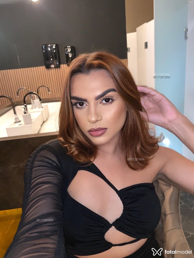 Acompanhante mulher trans morena (o) de olhos castanhos em Crateús Acompanhante mulher trans morena (o) de olhos castanhos em Crateús - Milinha