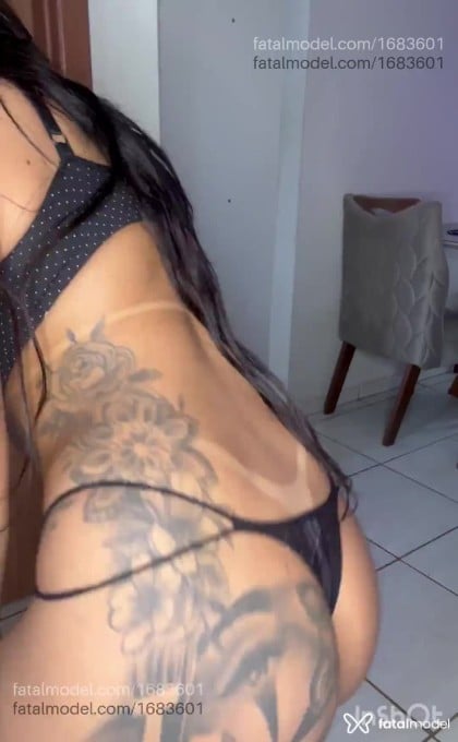 Acompanhante mulher morena (o) de olhos pretos em Goianésia - Kamilla