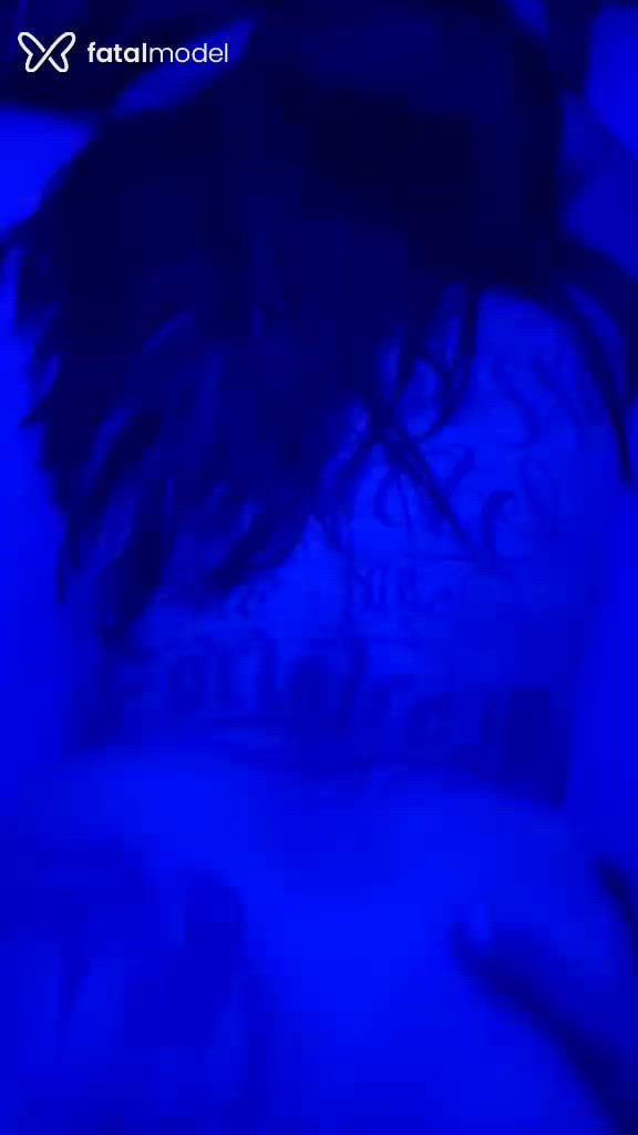 Acompanhante mulher com cabelo castanho de olhos mel em Gravataí - Eduarda Vaz