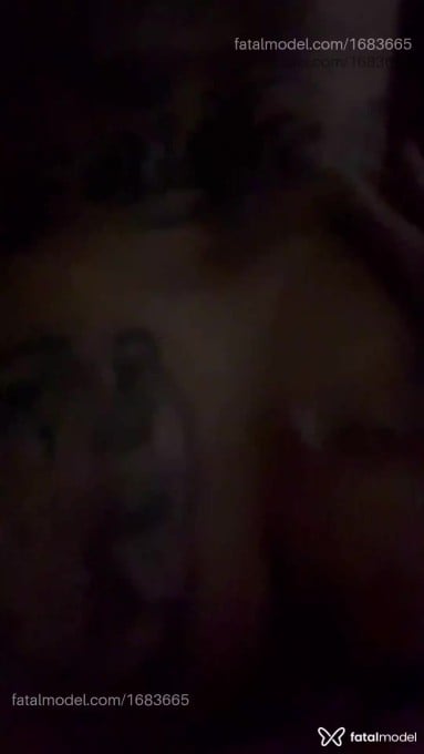 Acompanhante mulher com cabelo castanho de olhos mel em Gravataí - Eduarda Vaz